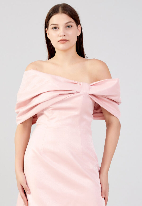 Robe courte à nœud rose – Image 3